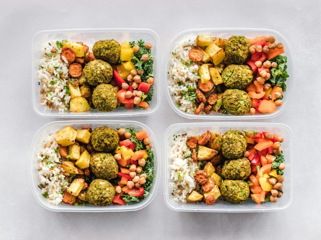 Alimentação Saudável: O Que Você Come Hoje Está Construindo (ou Destruindo) a Sua Vida Amanhã pexels ella olsson 572949 1640771